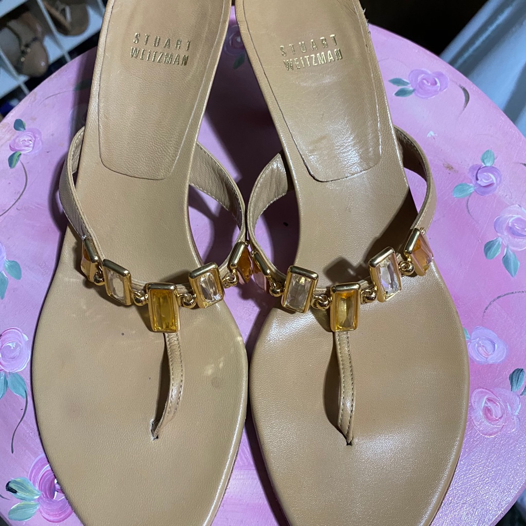 Stuart Weitzman Thongs Tan Jewel Kitten Heel 8n
